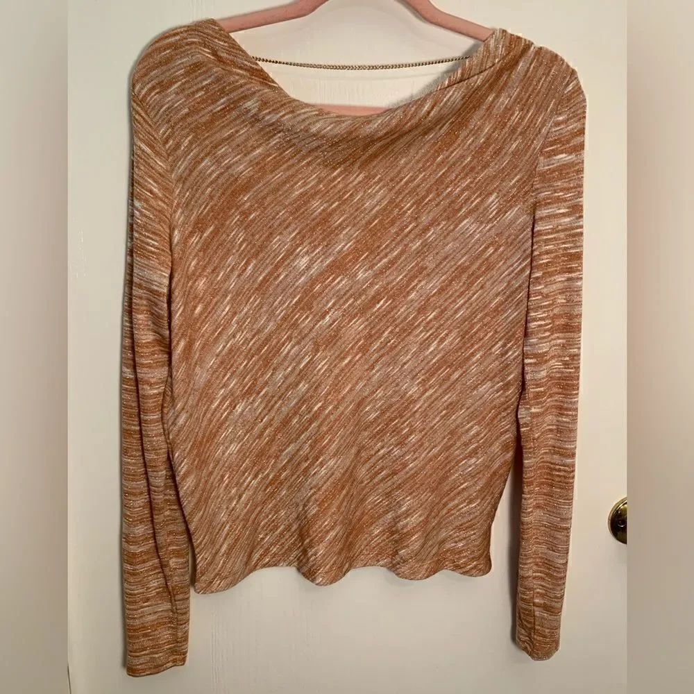Self E EUC orange/cream metallic low back with gold chain long sleeve Size M